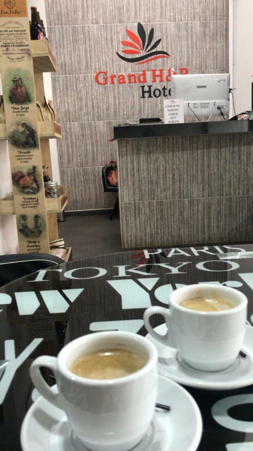 Hotel Grand H&R 비예타 외부 사진
